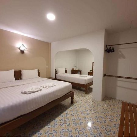 Nan Lanna Hotel Extérieur photo