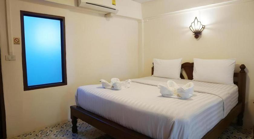 Nan Lanna Hotel Extérieur photo
