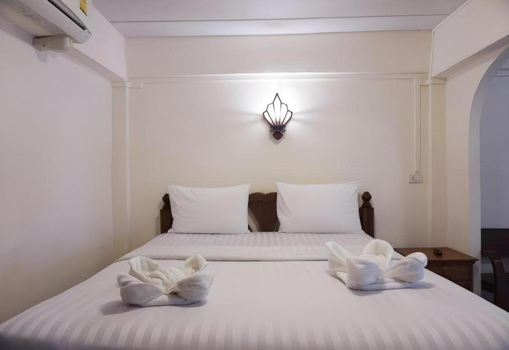 Nan Lanna Hotel Extérieur photo